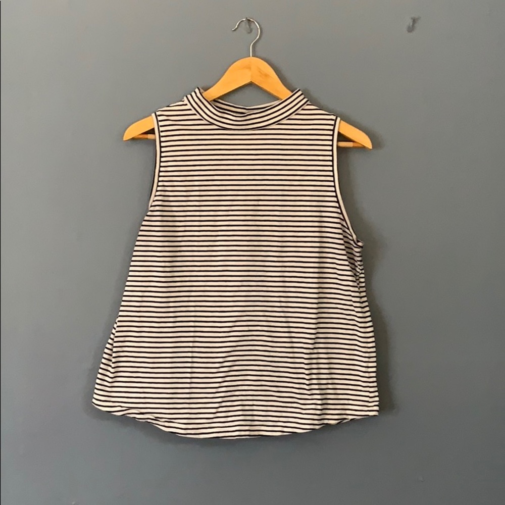 Universal Thread Black and White Mock Neck Tank